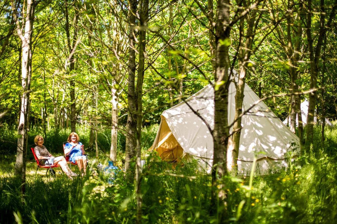 ホテル Dgg Woodland Escape South Barrow エクステリア 写真